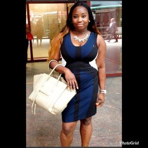 Sleeve less med length dress